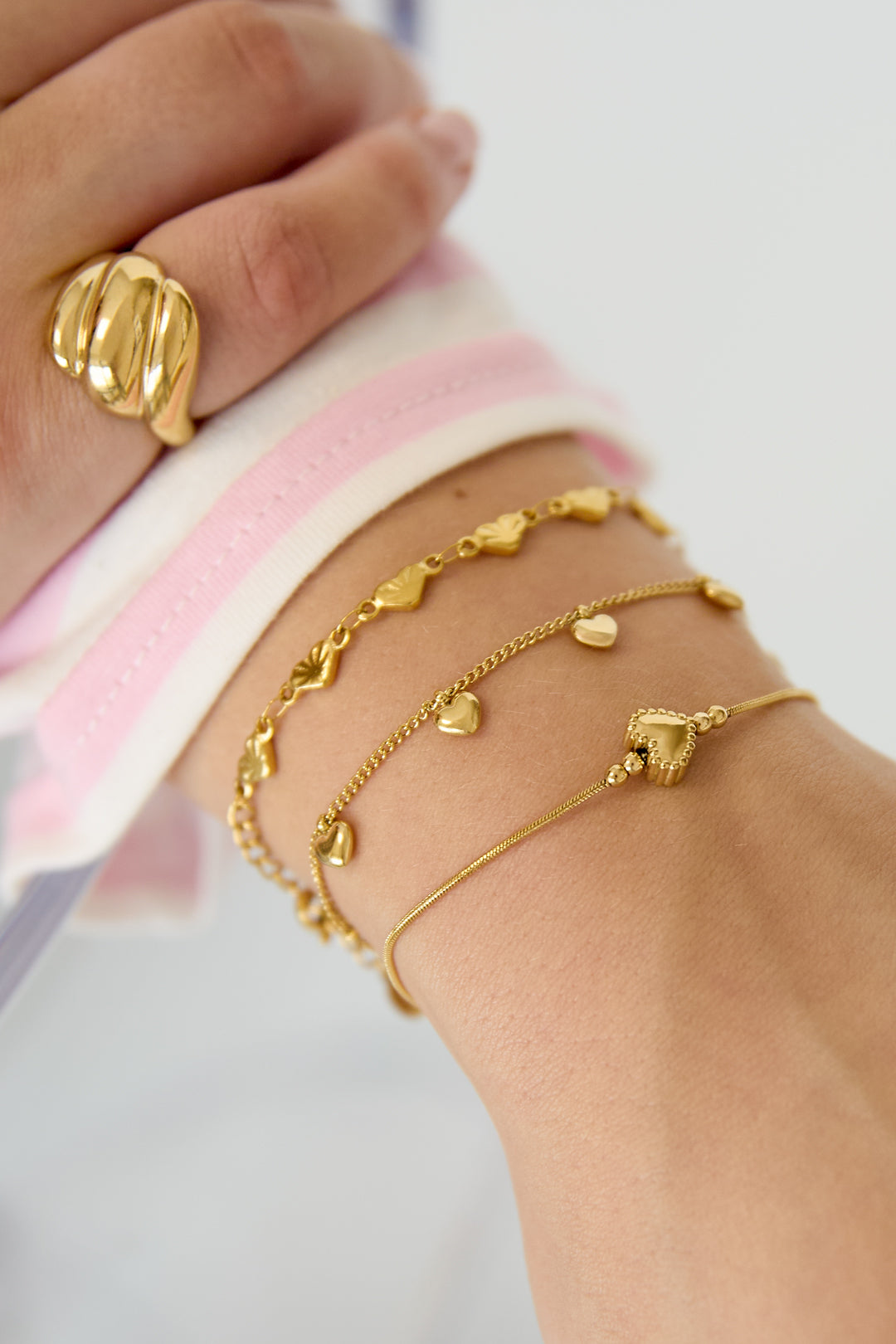 Stainless Steel Charm Bracelet for Women with Heart Shape – Gold and Silver Tone – image 3