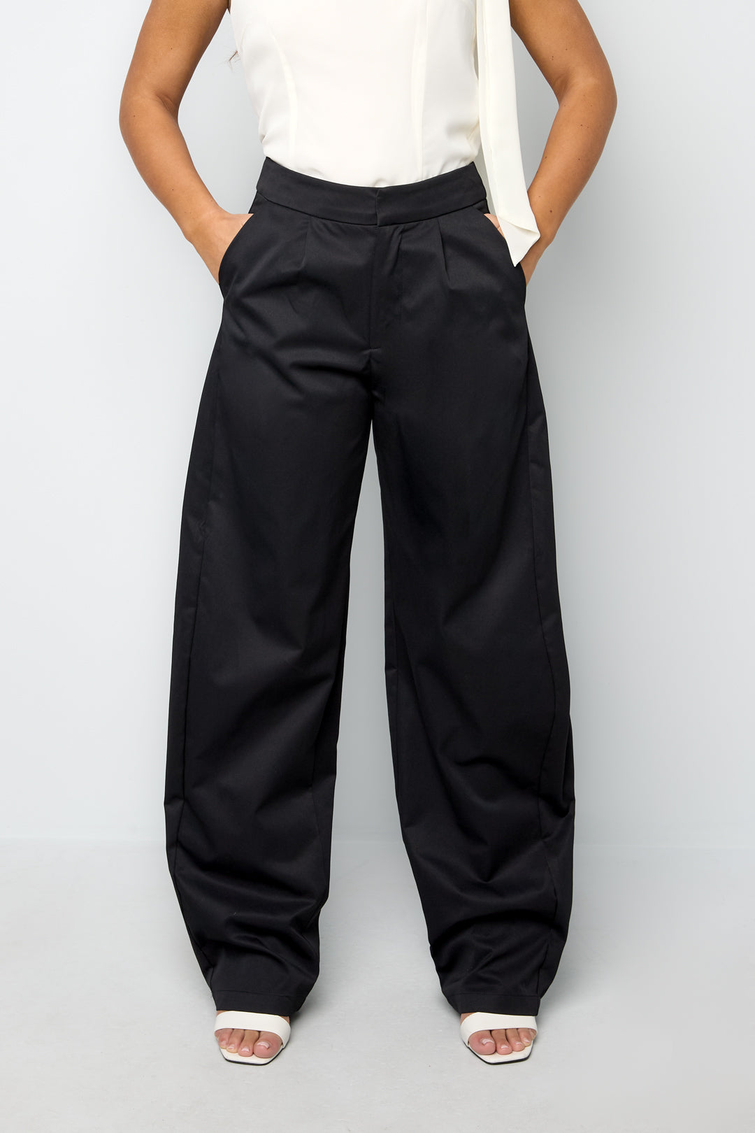 Dames barrel broek met hoge taille – productfoto 3
