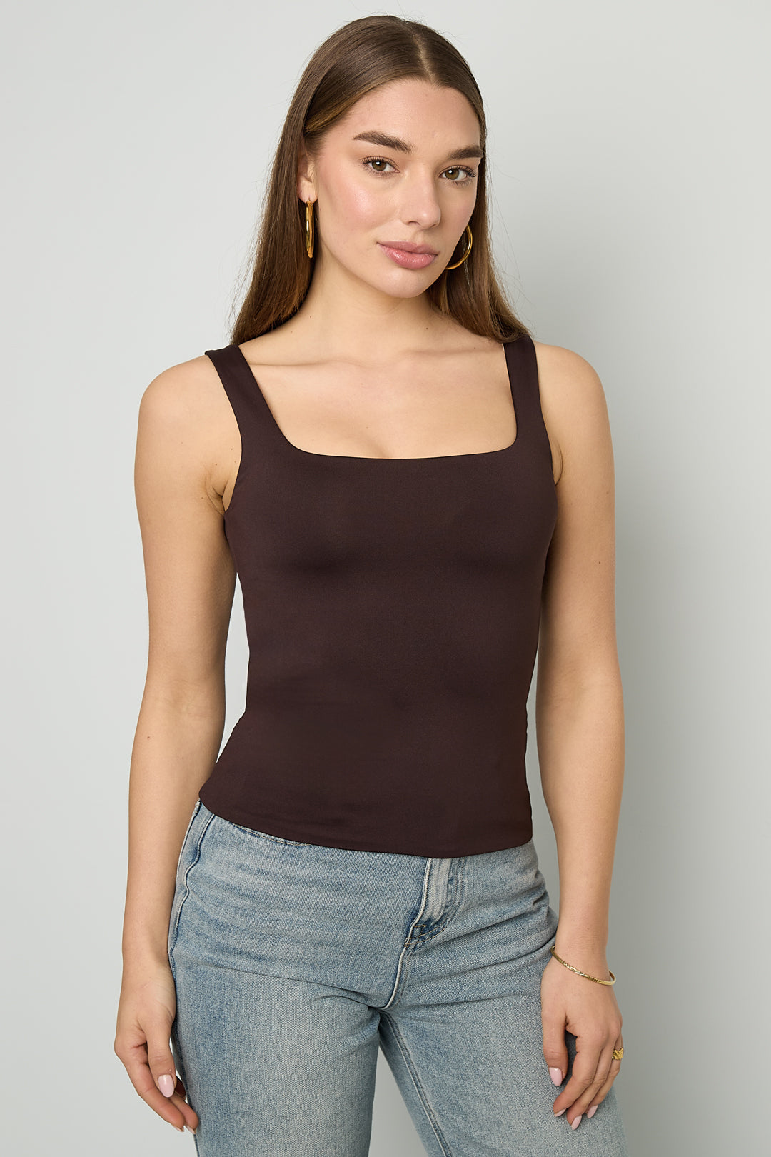 Dames mouwloze top van gebreid nylon in zes kleuren – productfoto 6