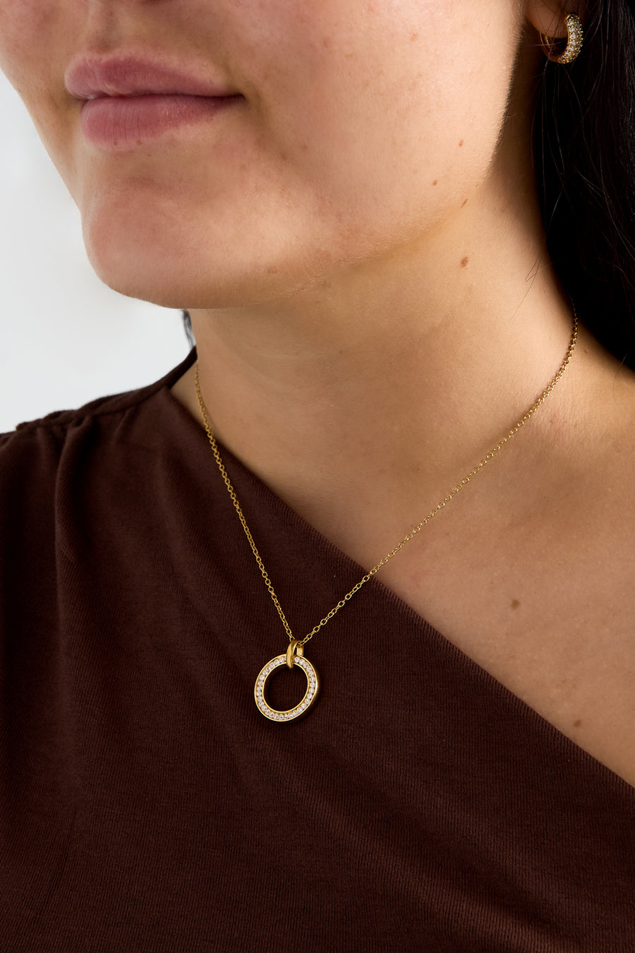 Collier femme en acier inoxydable avec pendentif rond – doré