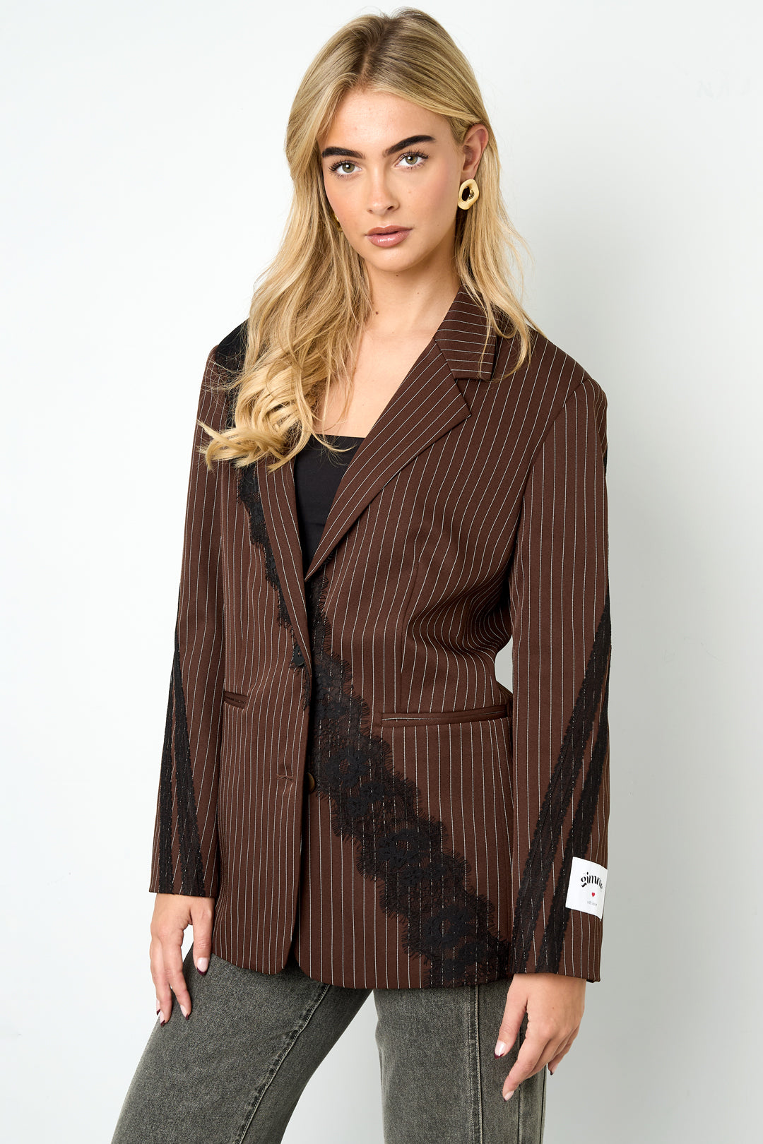 Dames elegant gestreept pak met kanten detail – productfoto 4