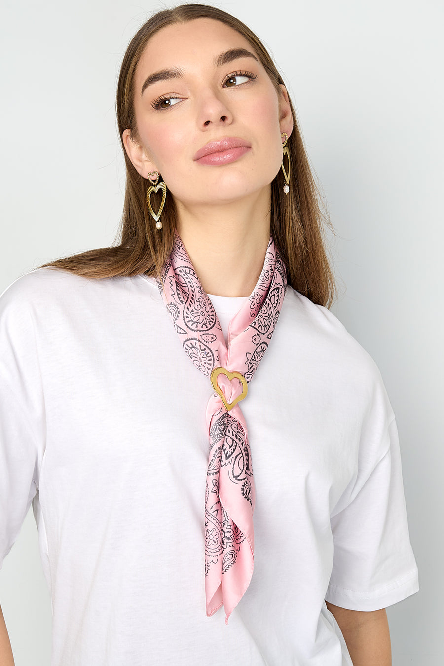 Clip de foulard en acier inoxydable avec cœur – doré – décontracté