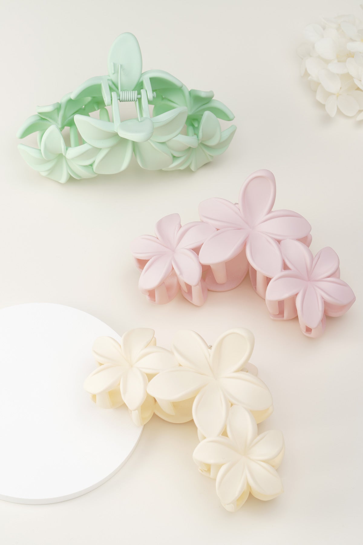 Pince à cheveux en plastique avec motif floral – plusieurs coloris – photo 4