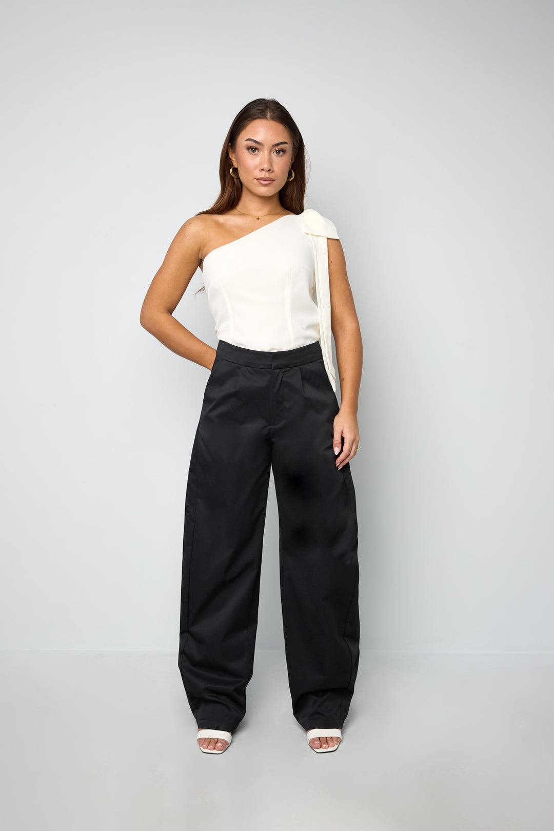 Dames barrel broek met hoge taille – productfoto 2