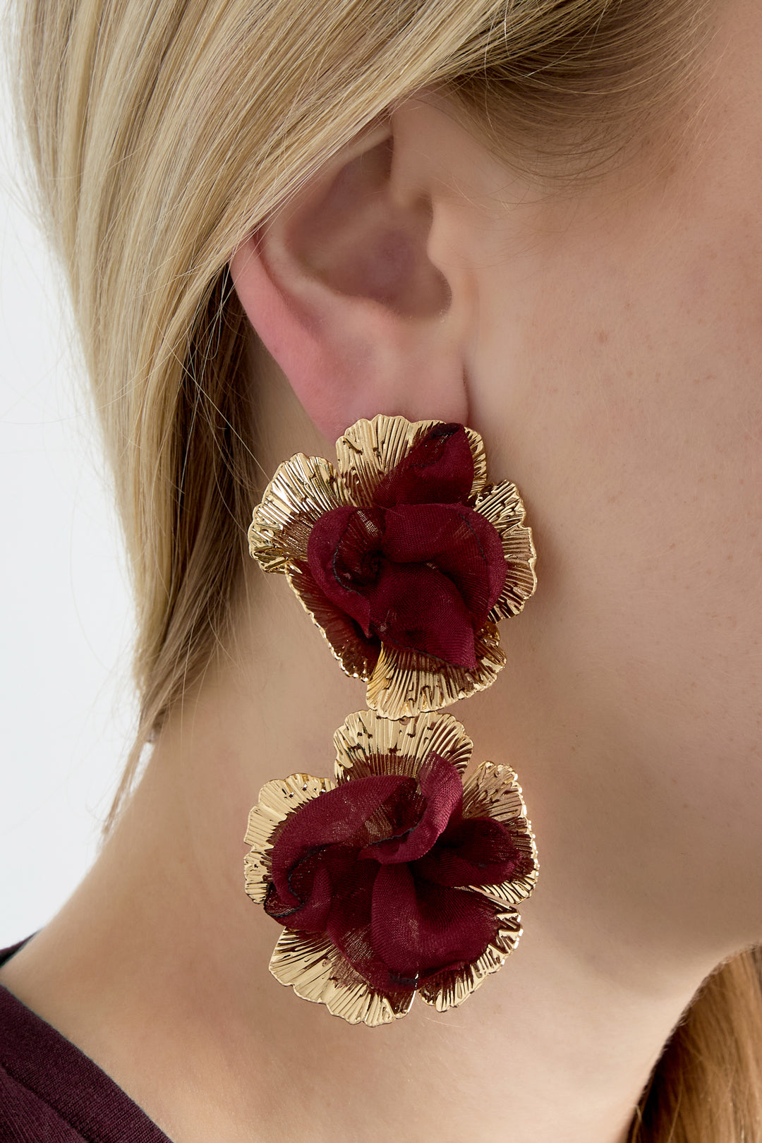 Boucles d'oreilles pendantes pour femmes en polyester avec motif floral – marron foncé – photo 2