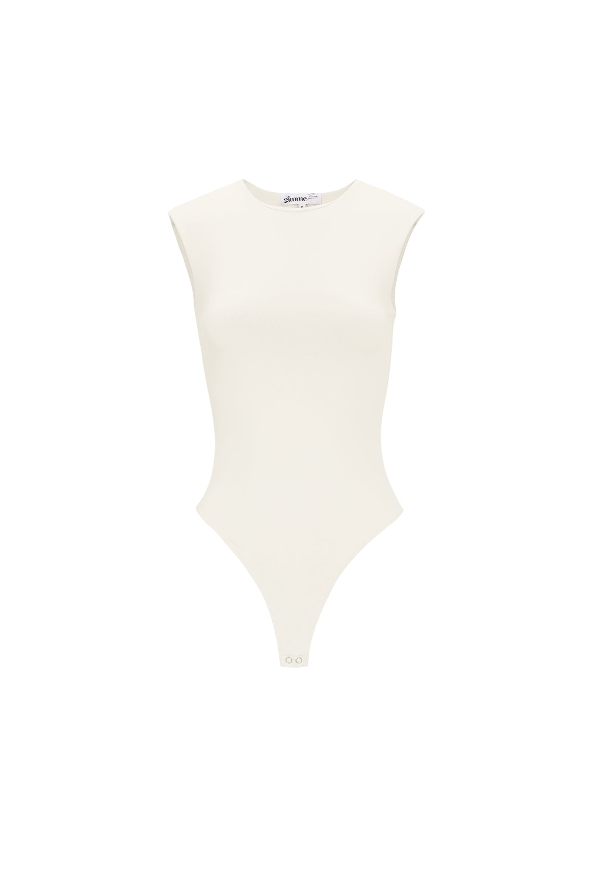 Body gainant femme au look minimaliste