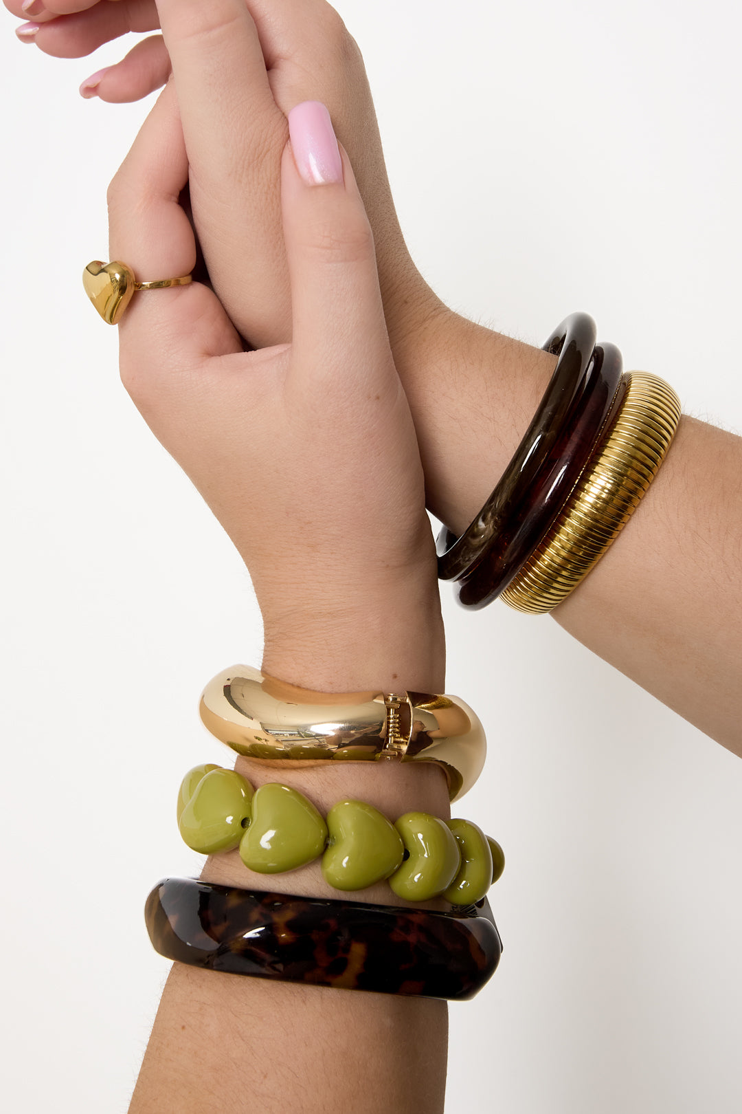Armband met groot hart en 11 kralen