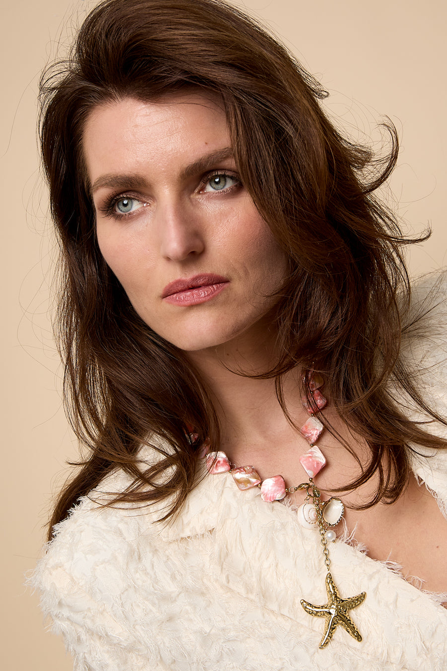 Collier de perles pour femmes en acier inoxydable, coquillage, ABS avec détails océaniques