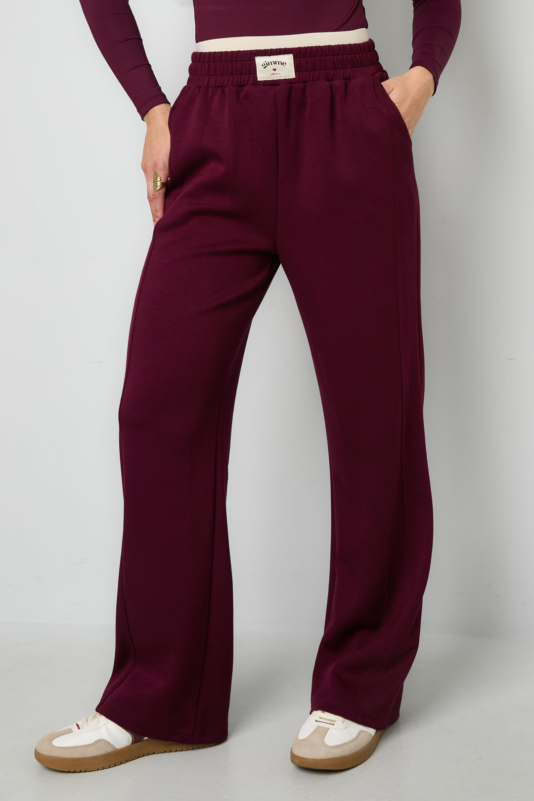 Dames sportieve rechte broek van gebreid polyester – productfoto 9