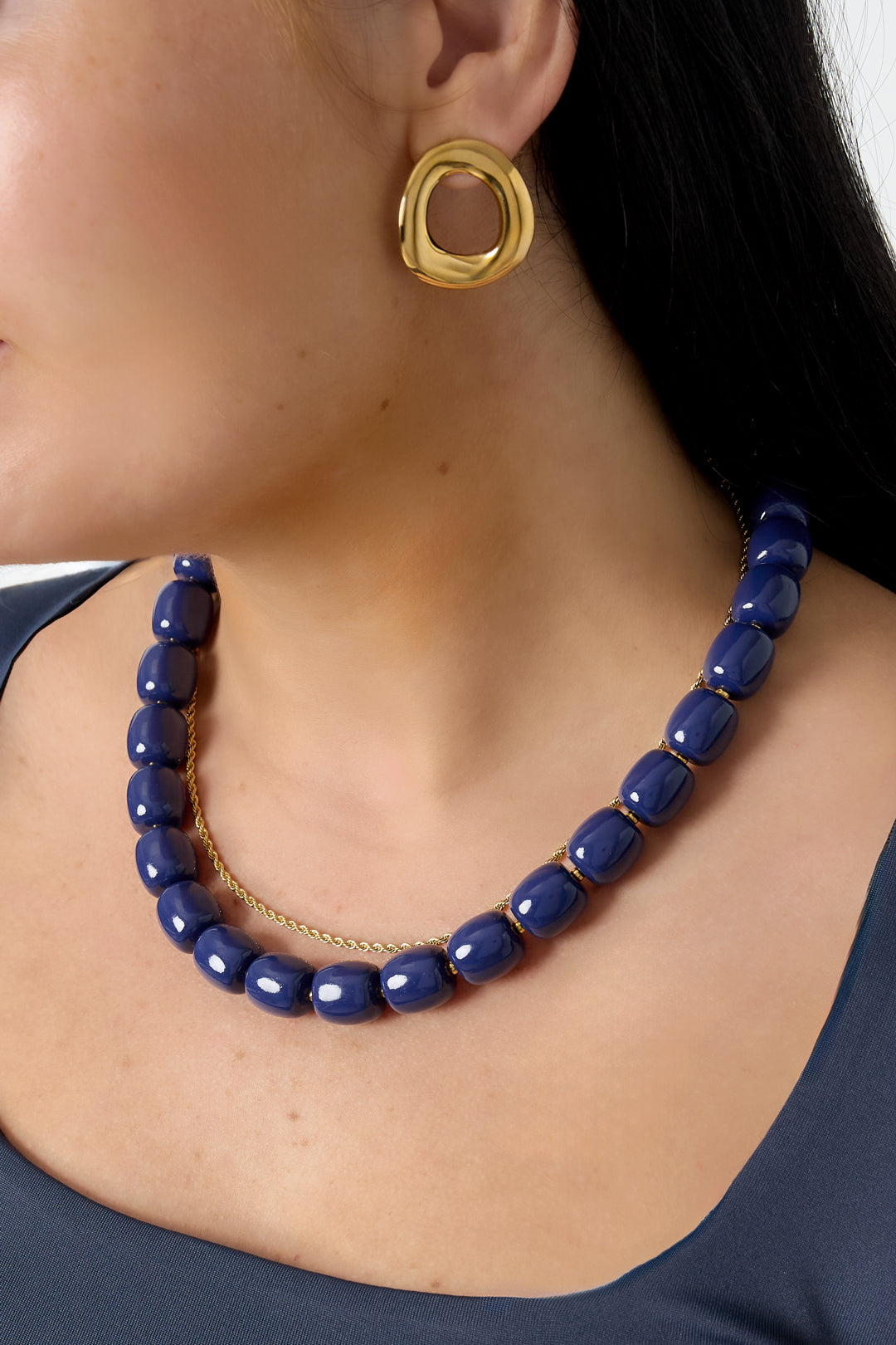Acrylic Beaded Necklace for Women – Multiple Colors – Creative – image 2