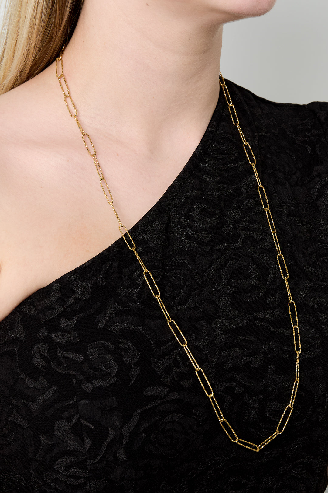 Long Chain Necklace for Women in 304 Stainless Steel with Link Detail – Gold-colored – image 2