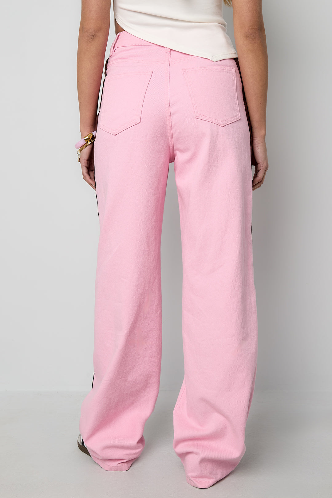 Women's straight-leg jeans with a striped pattern – Statement Stripe – image 7