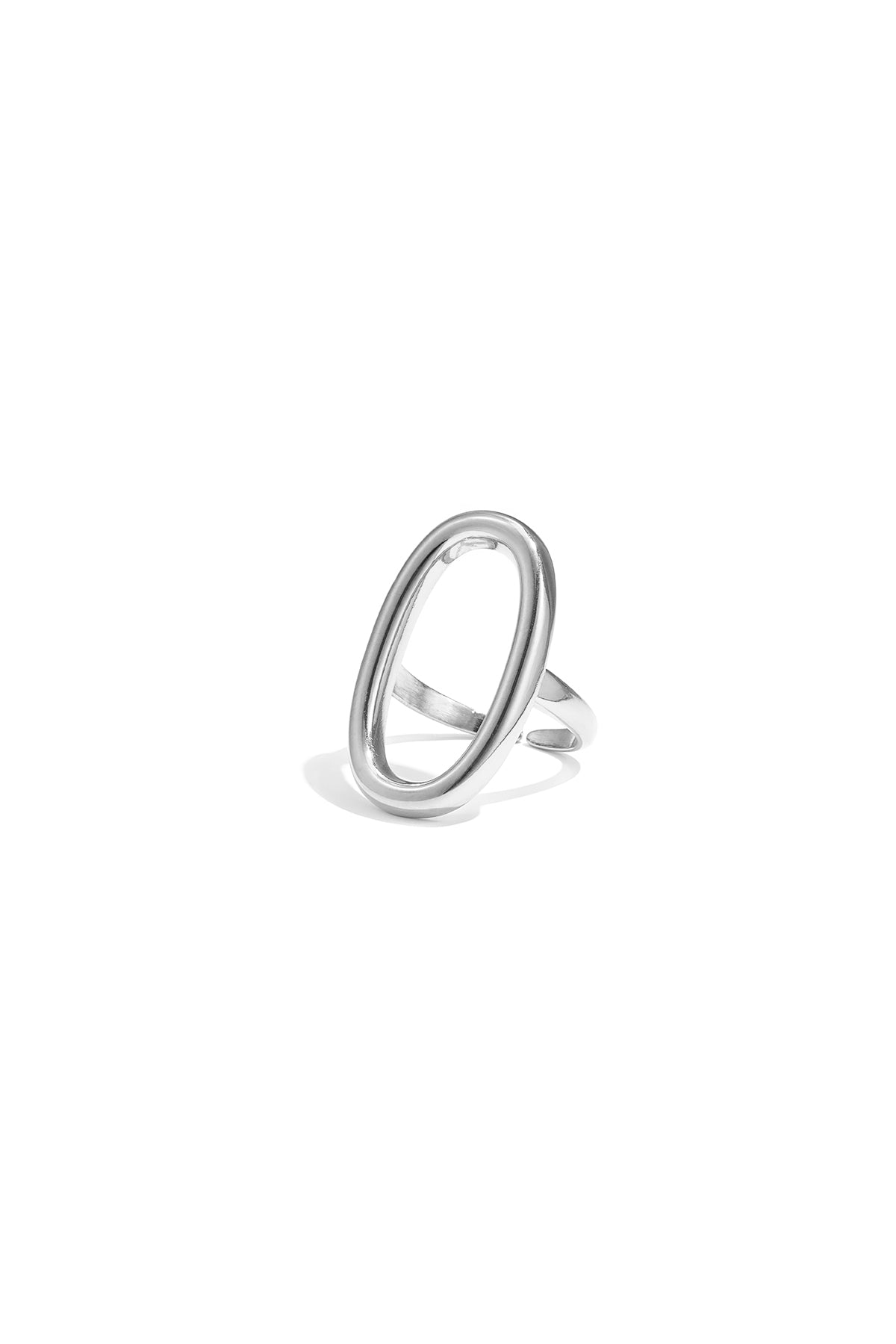 Bague minimaliste pour femme en acier inoxydable avec forme ovale – couleur or et argent