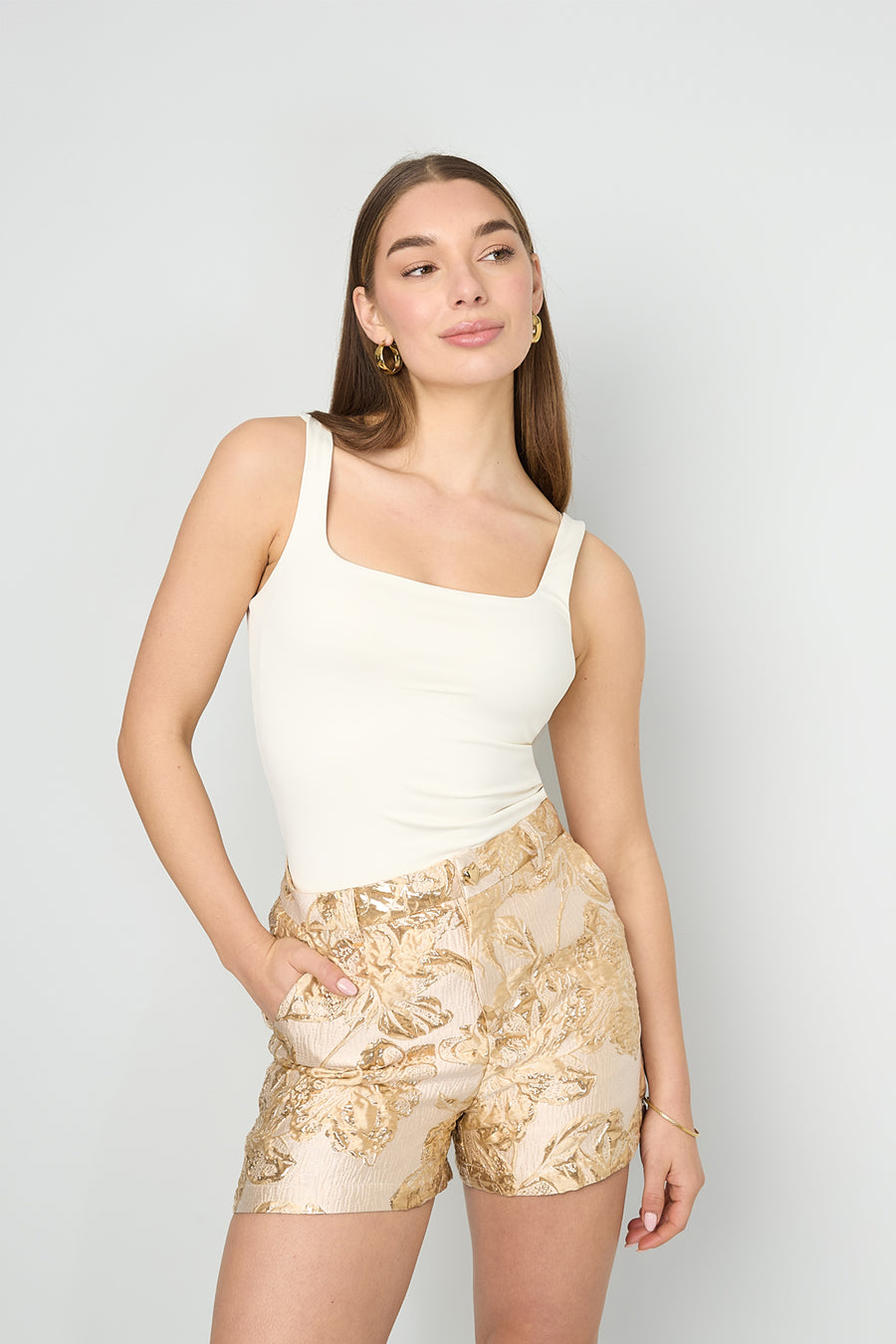 Dames mouwloze top van gebreid nylon in zes kleuren – productfoto 2