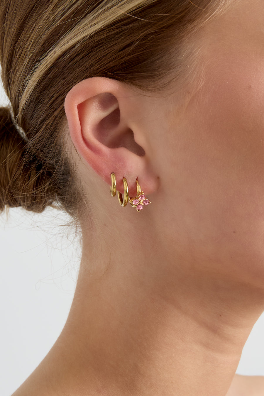 Women's Stainless Steel Hoop Earrings with Floral Design – Gold and Pink