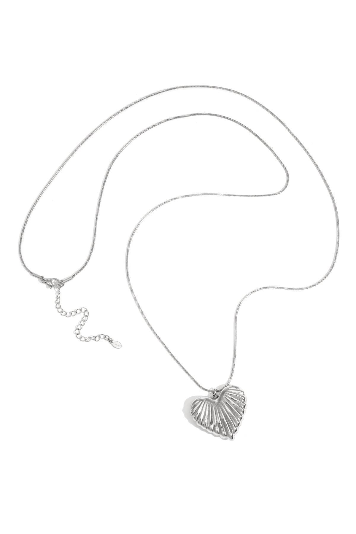 Long necklace for women made of stainless steel with heart shape – gold-coloured