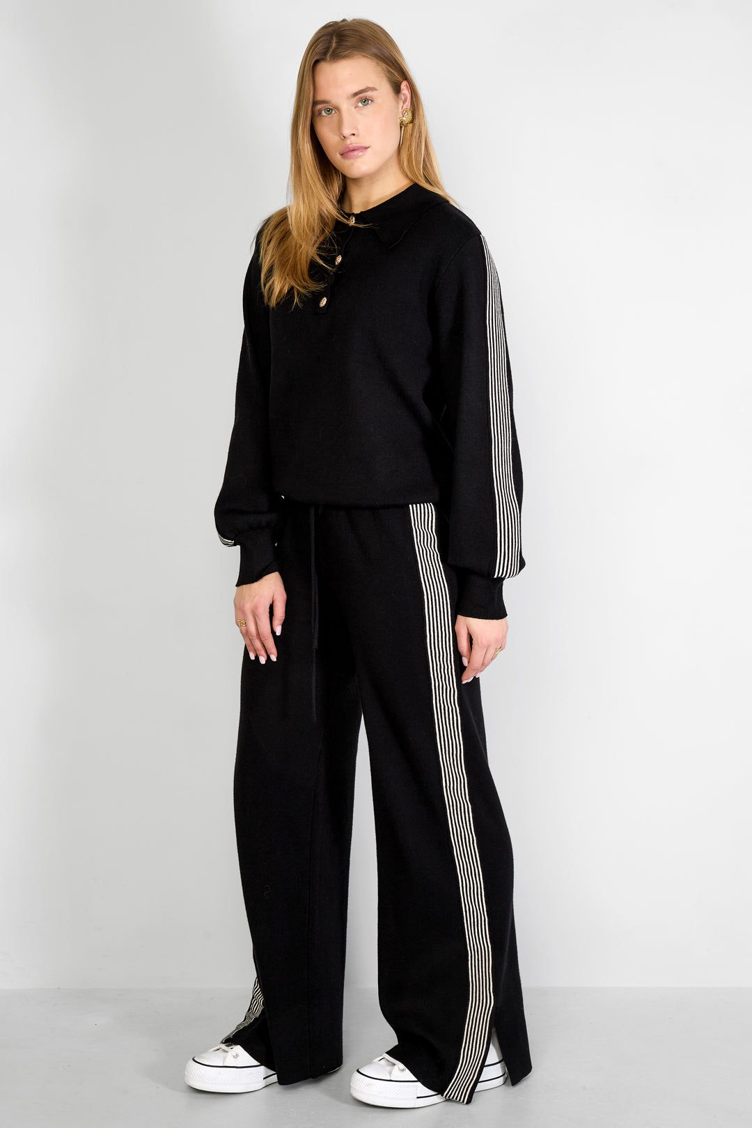 Dames gebreide broek met kleurcontrast – productfoto 4