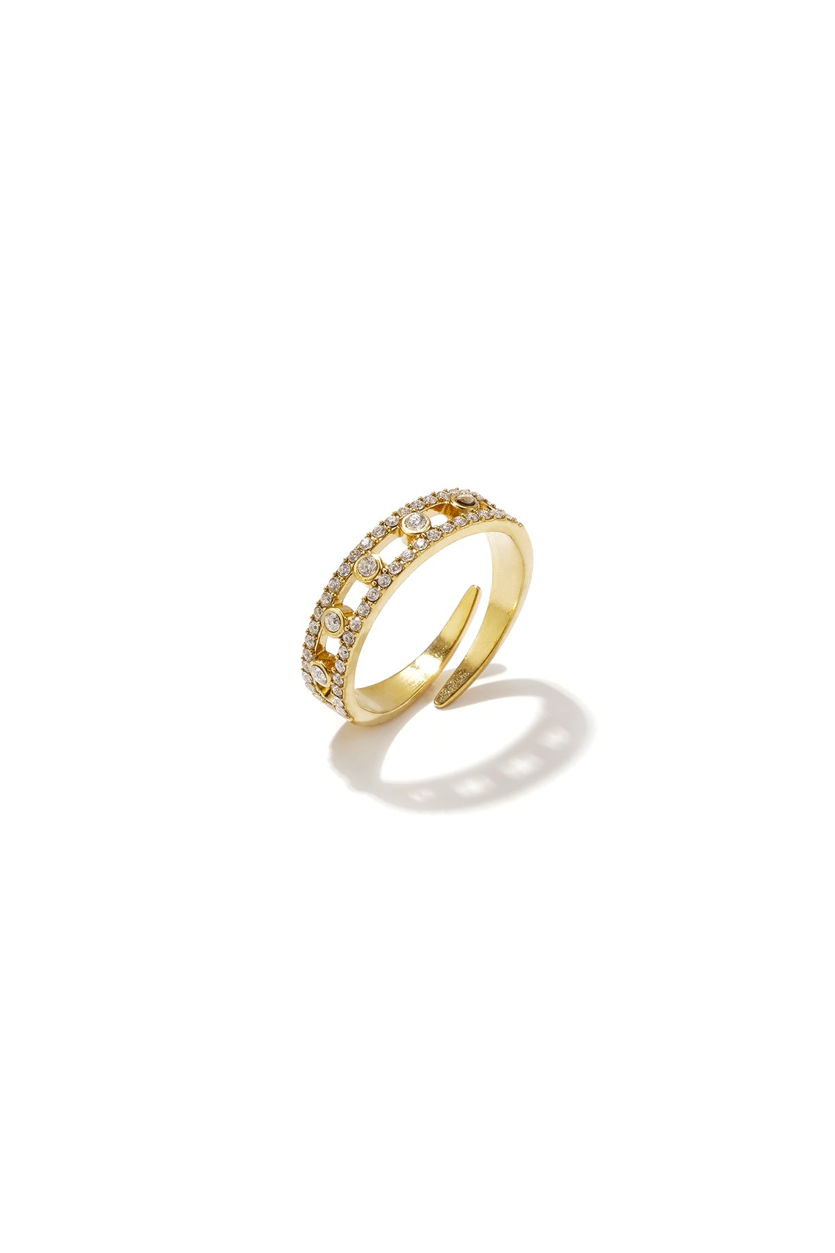 Bague minimaliste pour femme en acier inoxydable de forme ronde – couleur or