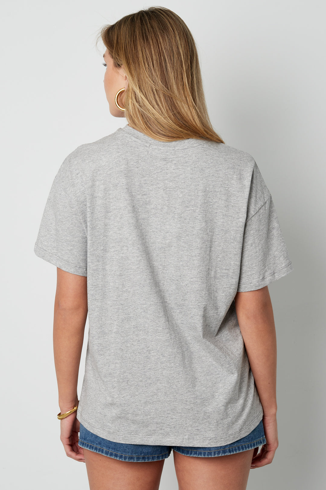 T-shirt pour femme avec texte imprimé – gris – photo 4