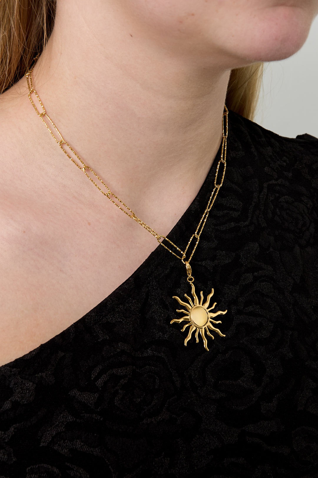 Women's 304 Stainless Steel Chain Necklace with Link Detail – Gold-colored – image 2
