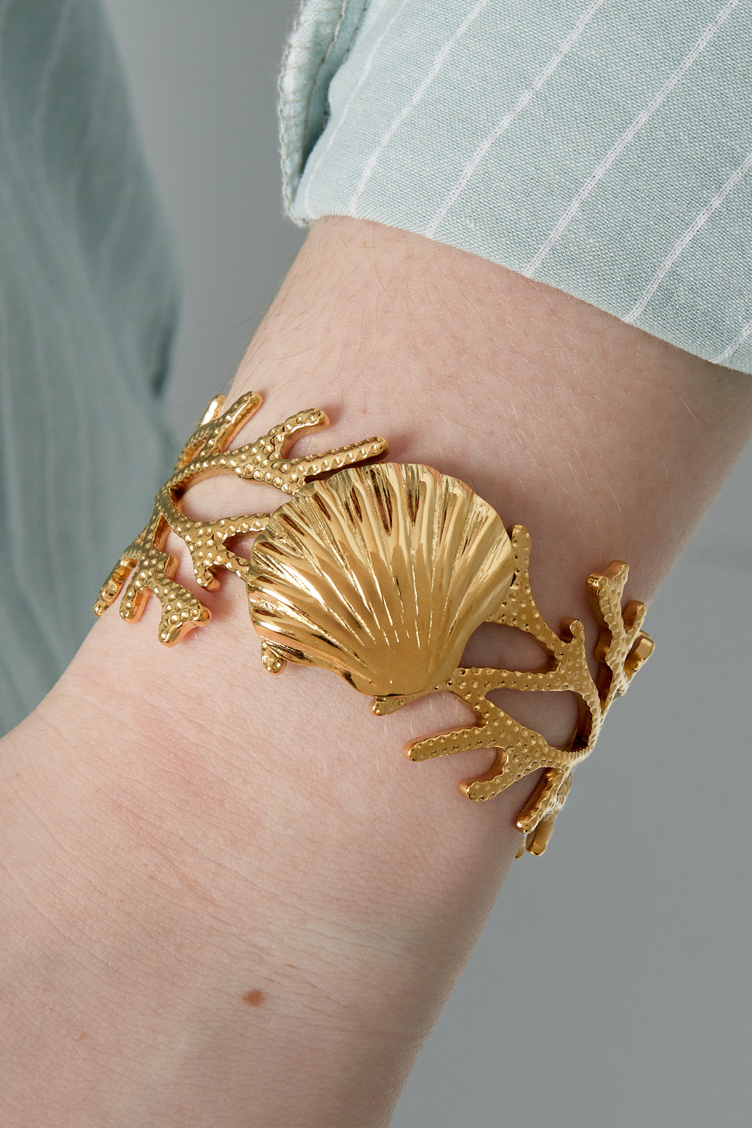 Women's Stainless Steel Cuff Bracelet with Ocean Details - Gold Tone – image 2