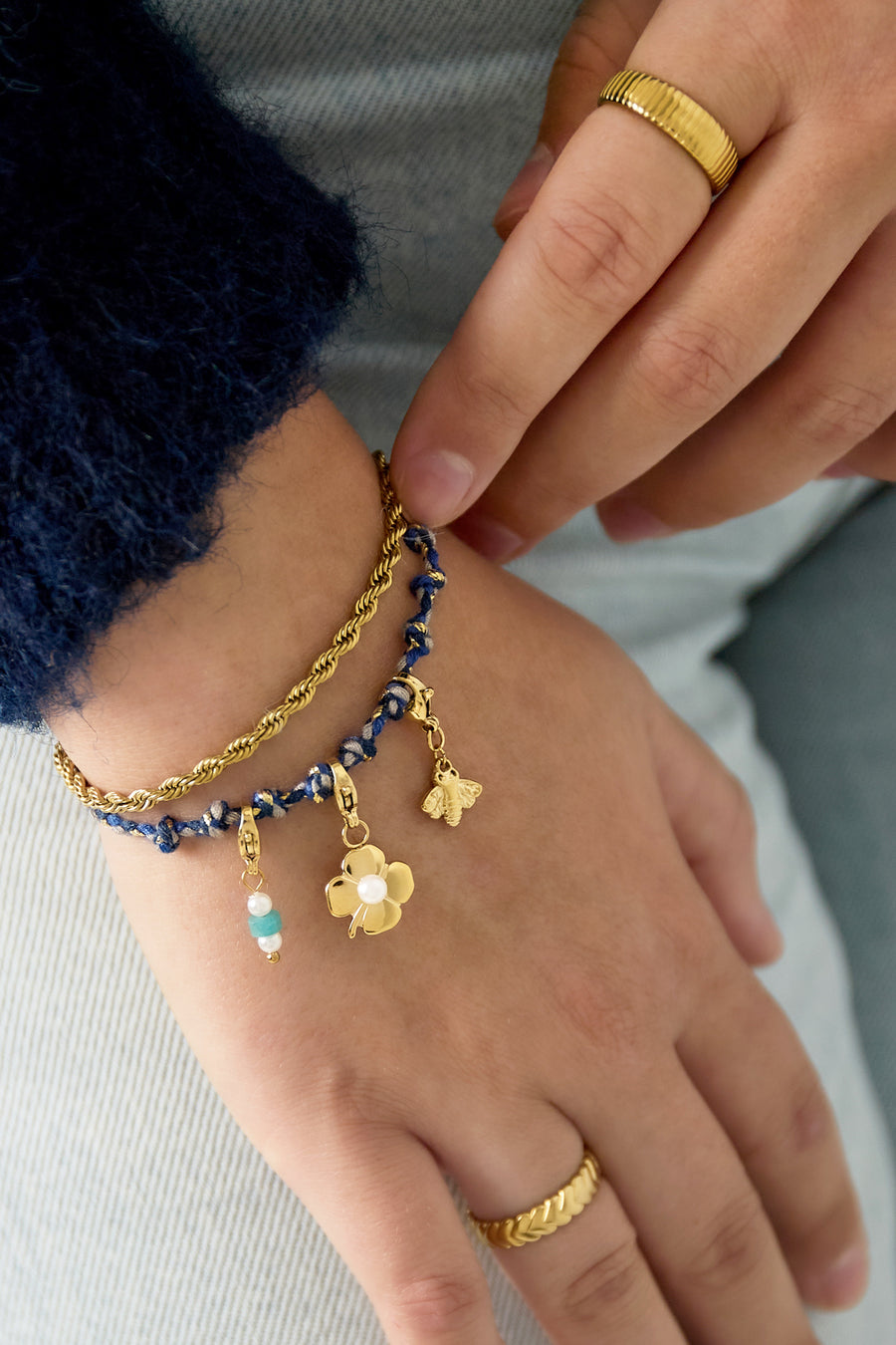 Bracelet tressé en coton pour femme avec mélange de couleurs – plusieurs couleurs