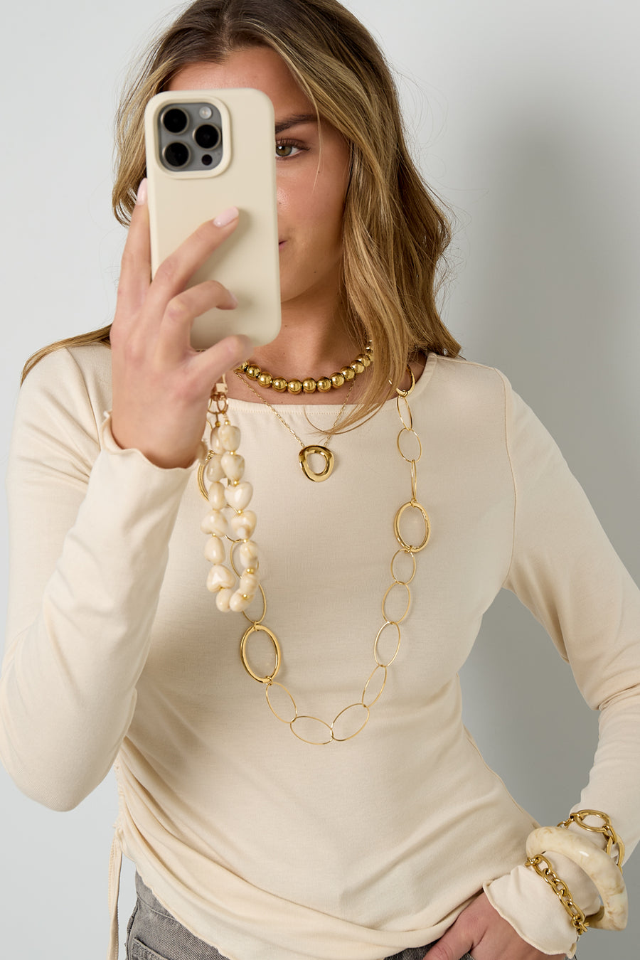 Long collier en acier inoxydable avec forme organique pour femme – doré