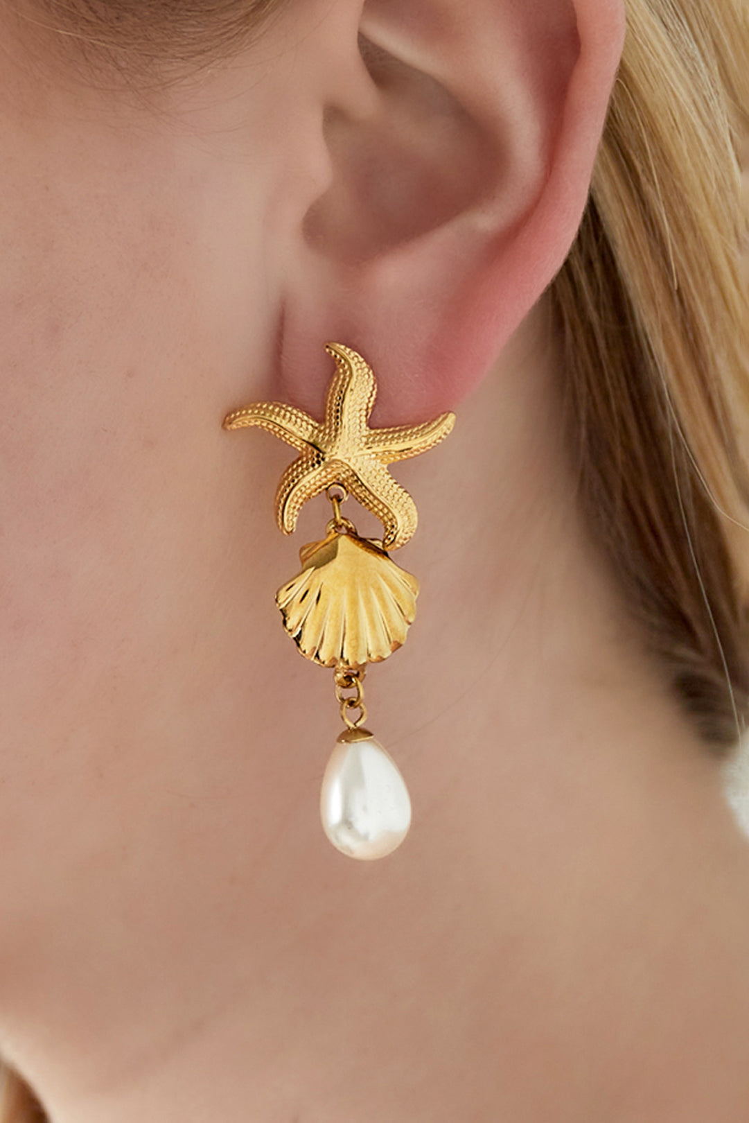 Dangle earrings for women made of stainless steel, imitation pearl with ocean details – image 2