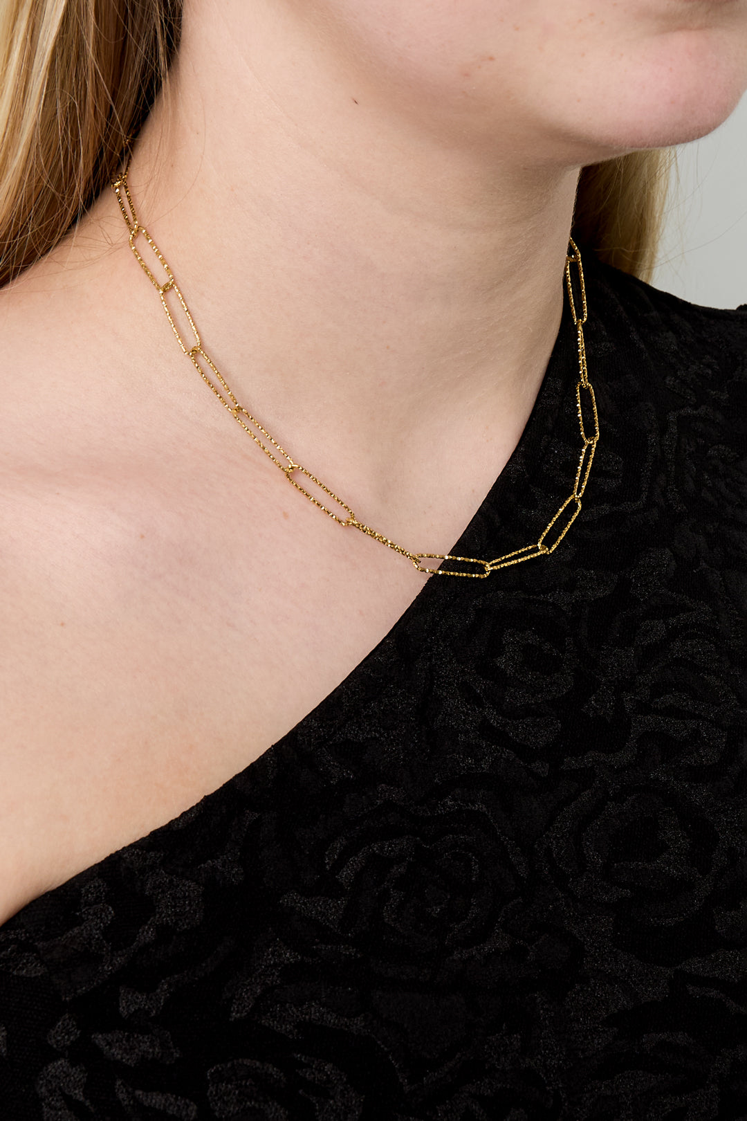 Women's 304 Stainless Steel Chain Necklace with Link Detail – Gold-colored – image 3
