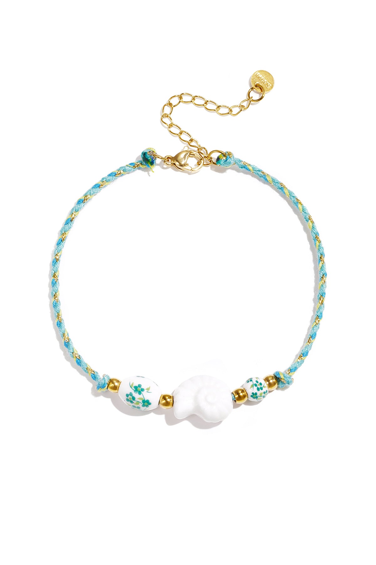 Enkelbandjes van touw met schelpmotief, geschikt voor vakantie, strand of romantische momenten. Damessieraden.