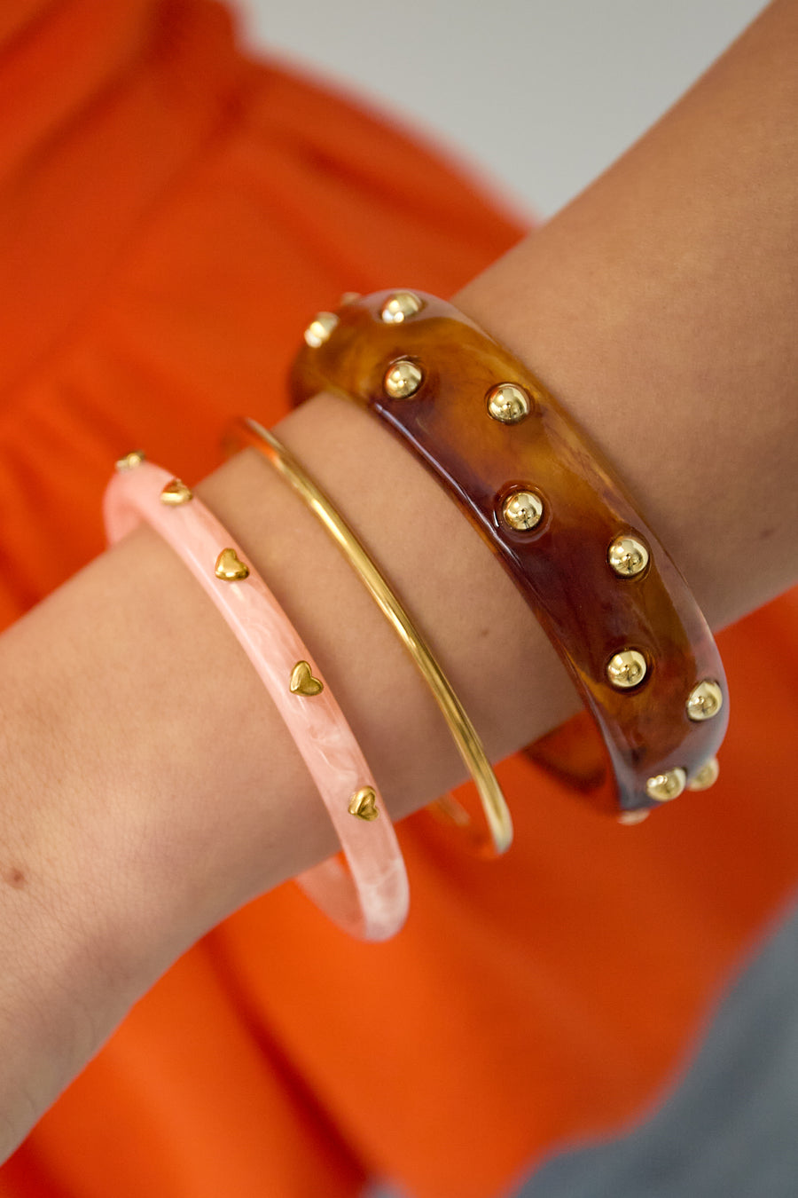 Bracelet pour femme en acrylique de forme ronde – rose framboise et vert clair