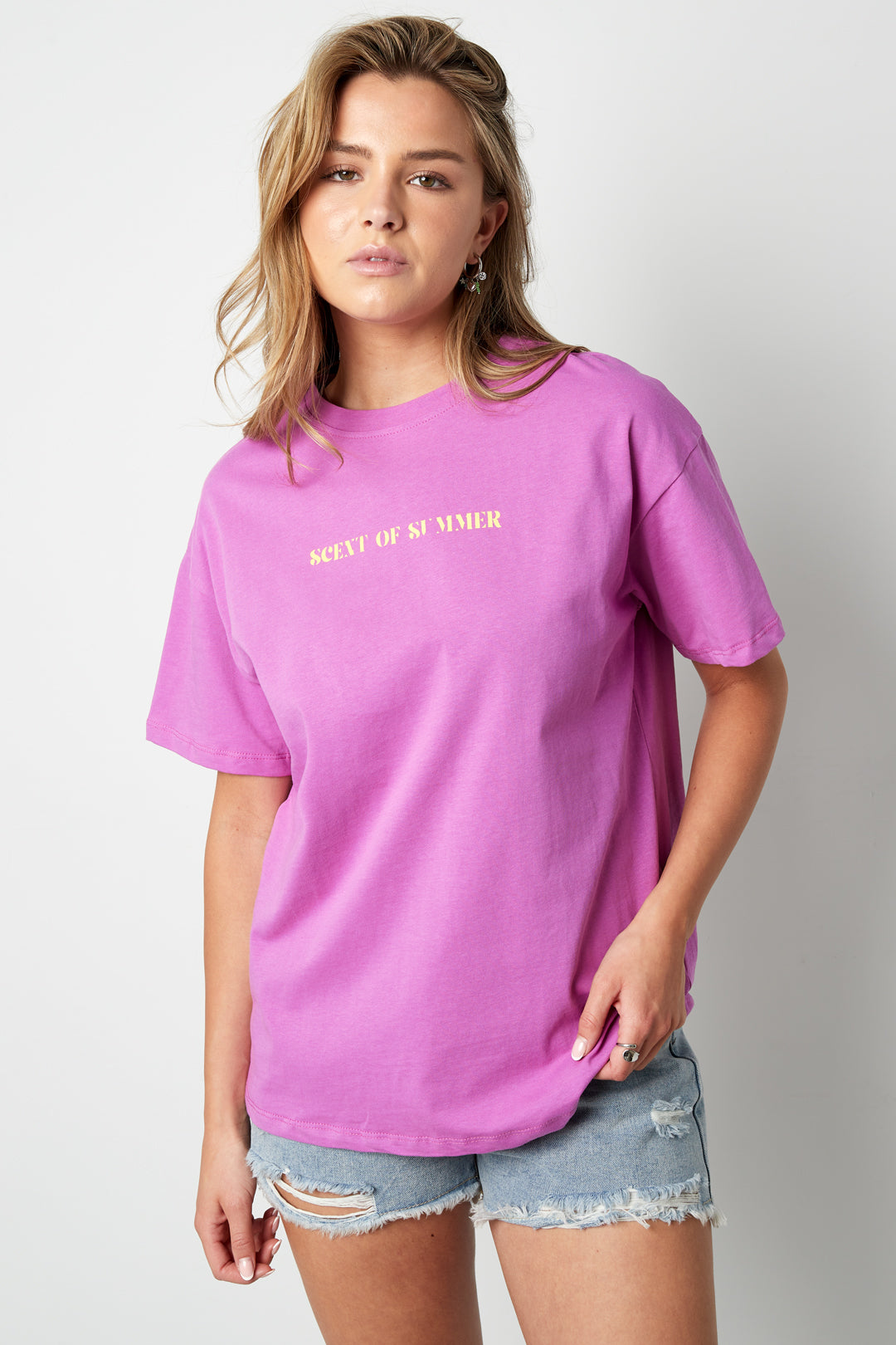 T-shirt pour femmes avec imprimé texte – blanc – photo 2