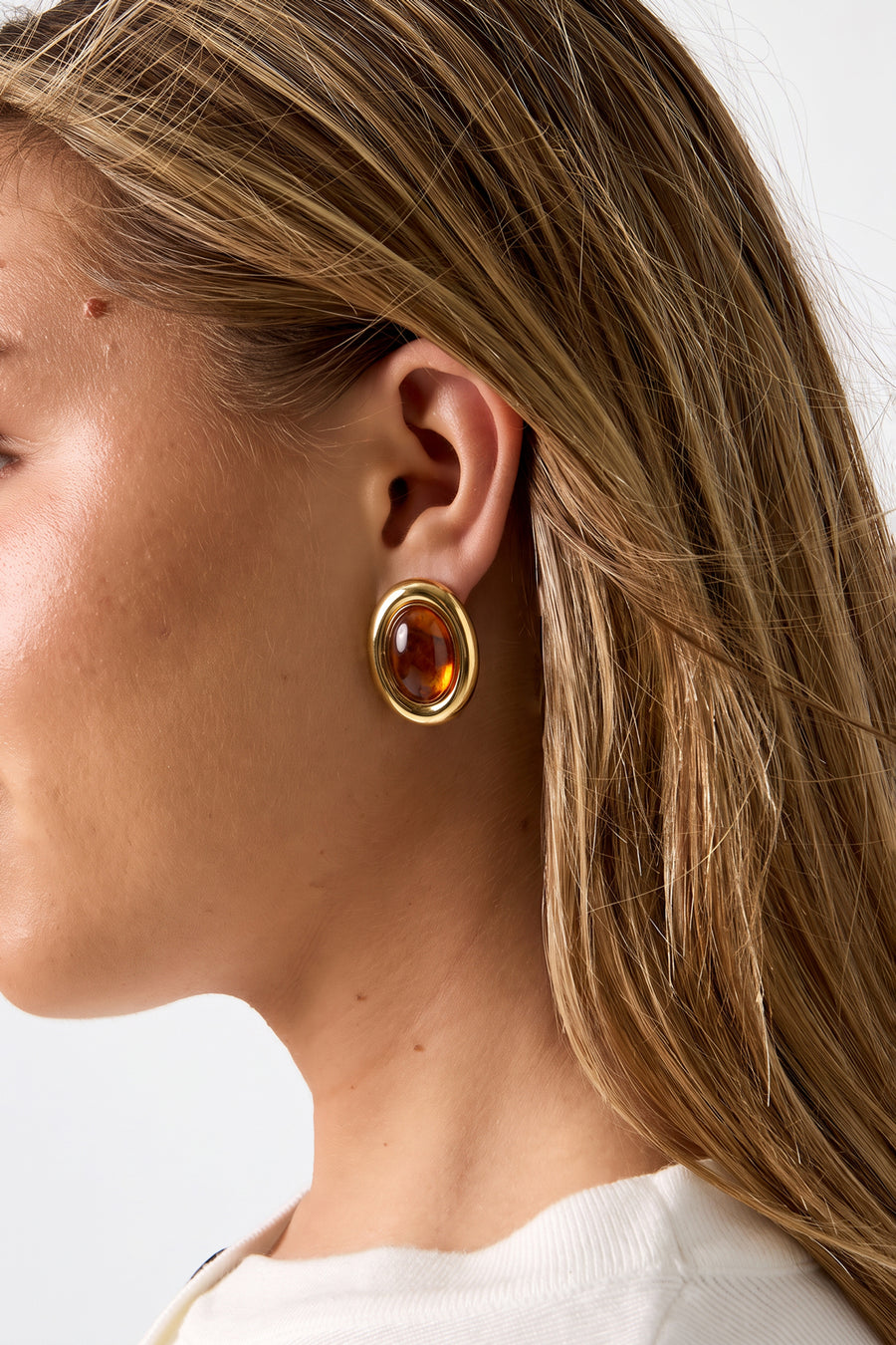 Puces d'oreilles ovales en acier inoxydable pour femme – doré