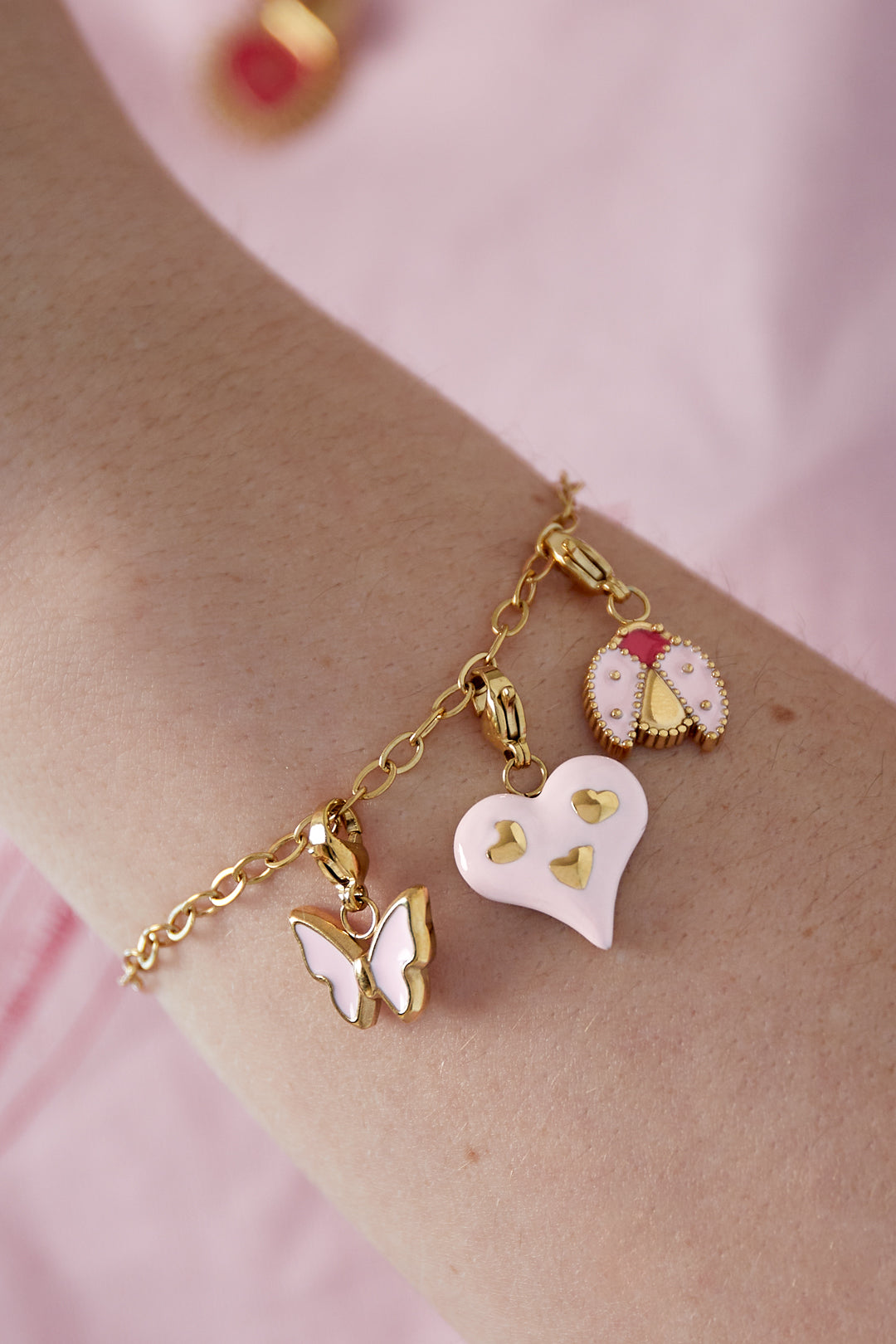 Bracelet à charms pour femme en acier inoxydable, émail, coquillage, pierre avec motif animalier et motif floral – photo 2