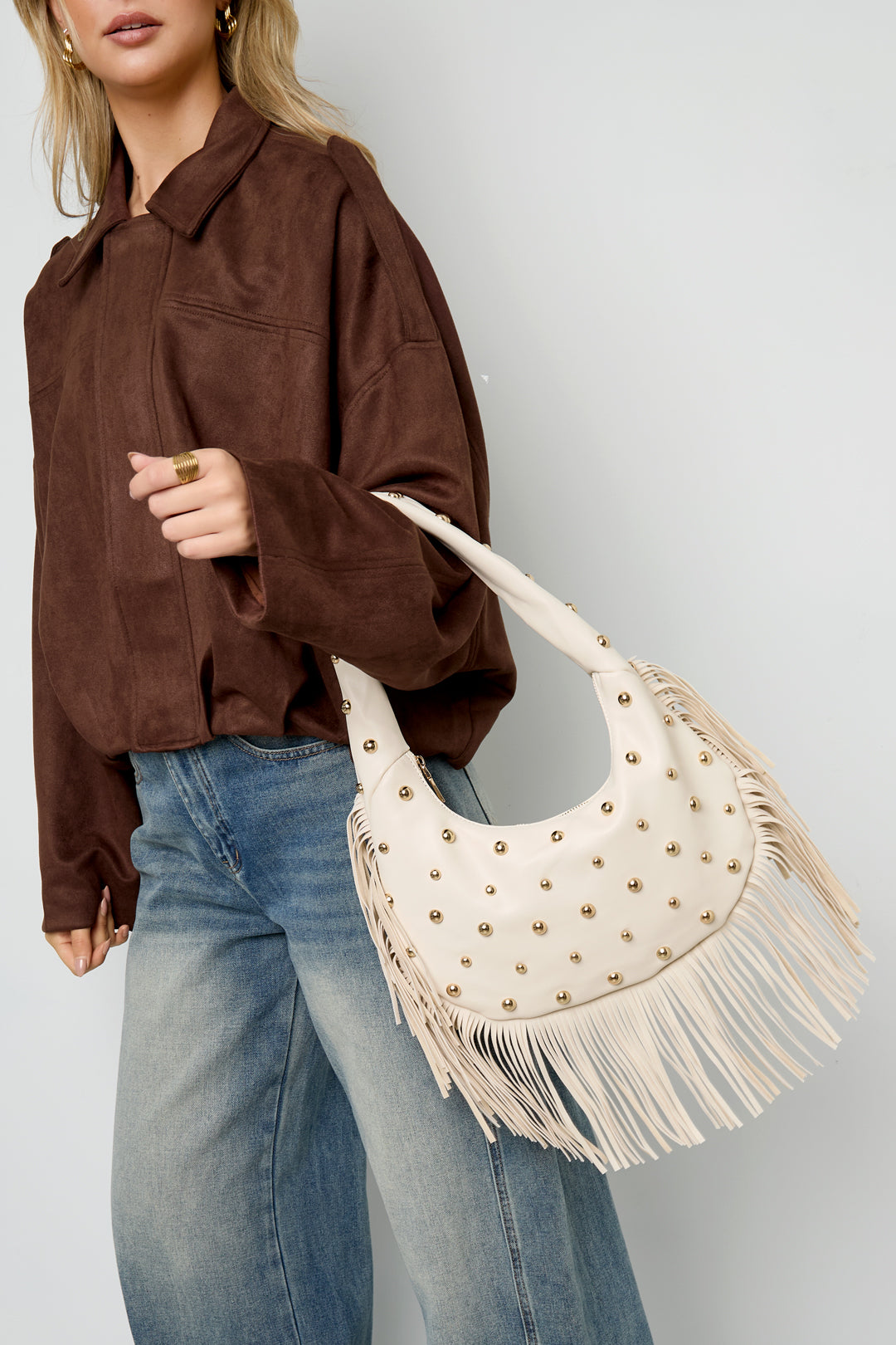 Ladies' handbag made of 90% PU, 10% metal with stud details and tassel detail, with zip closure – image 3