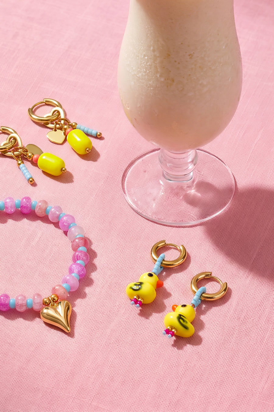 Boucles d'oreilles pendantes perlées pour femmes en acier inoxydable, céramique, verre avec motif animal – jaune