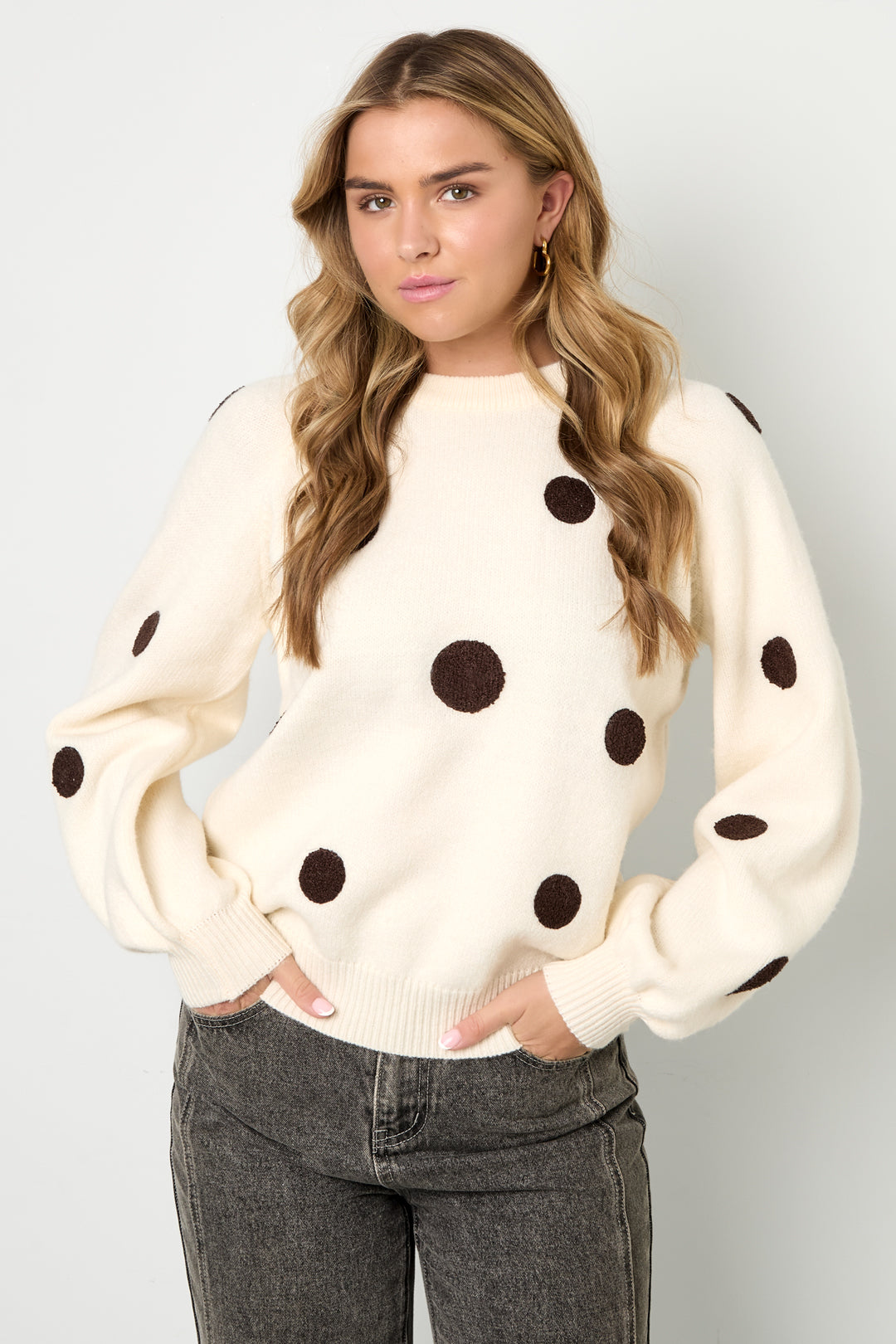 Dames gebreide trui van polyester met stippen – productfoto 4
