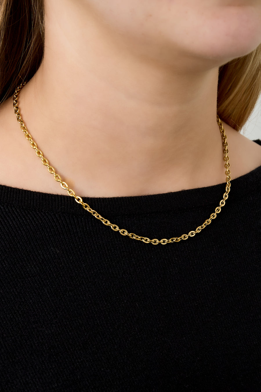 Chaîne maille pour femme en acier inoxydable avec détail maillon – couleur or