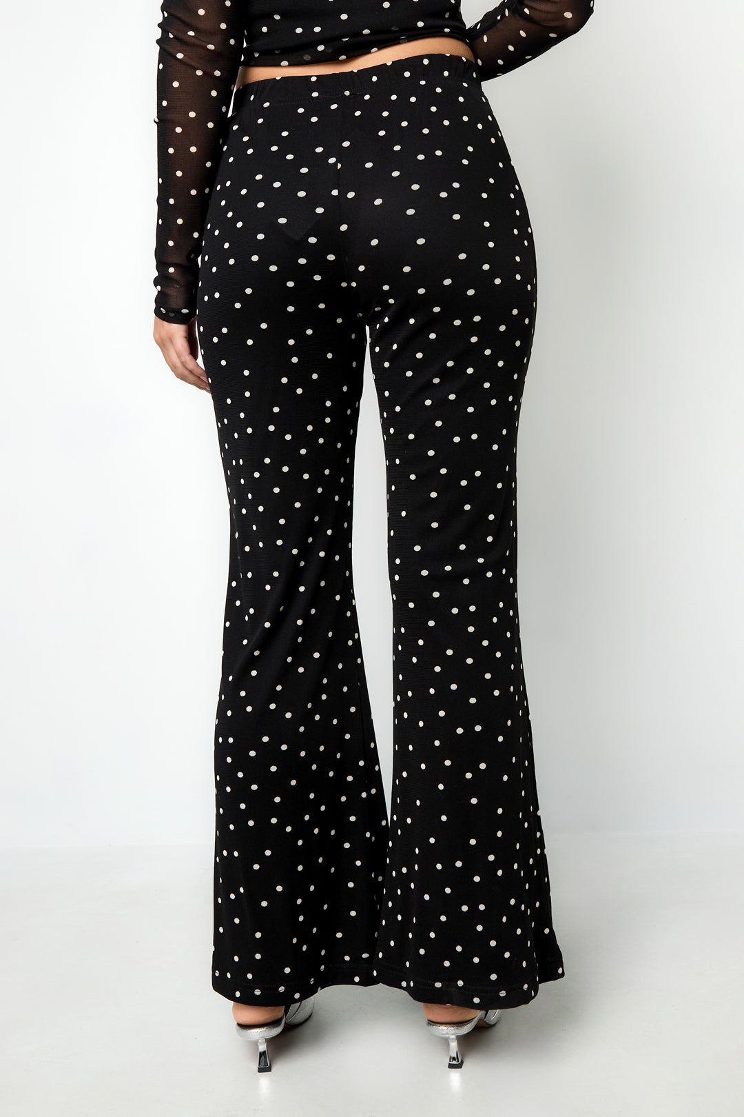 Dames flared broek met stippen – productfoto 7