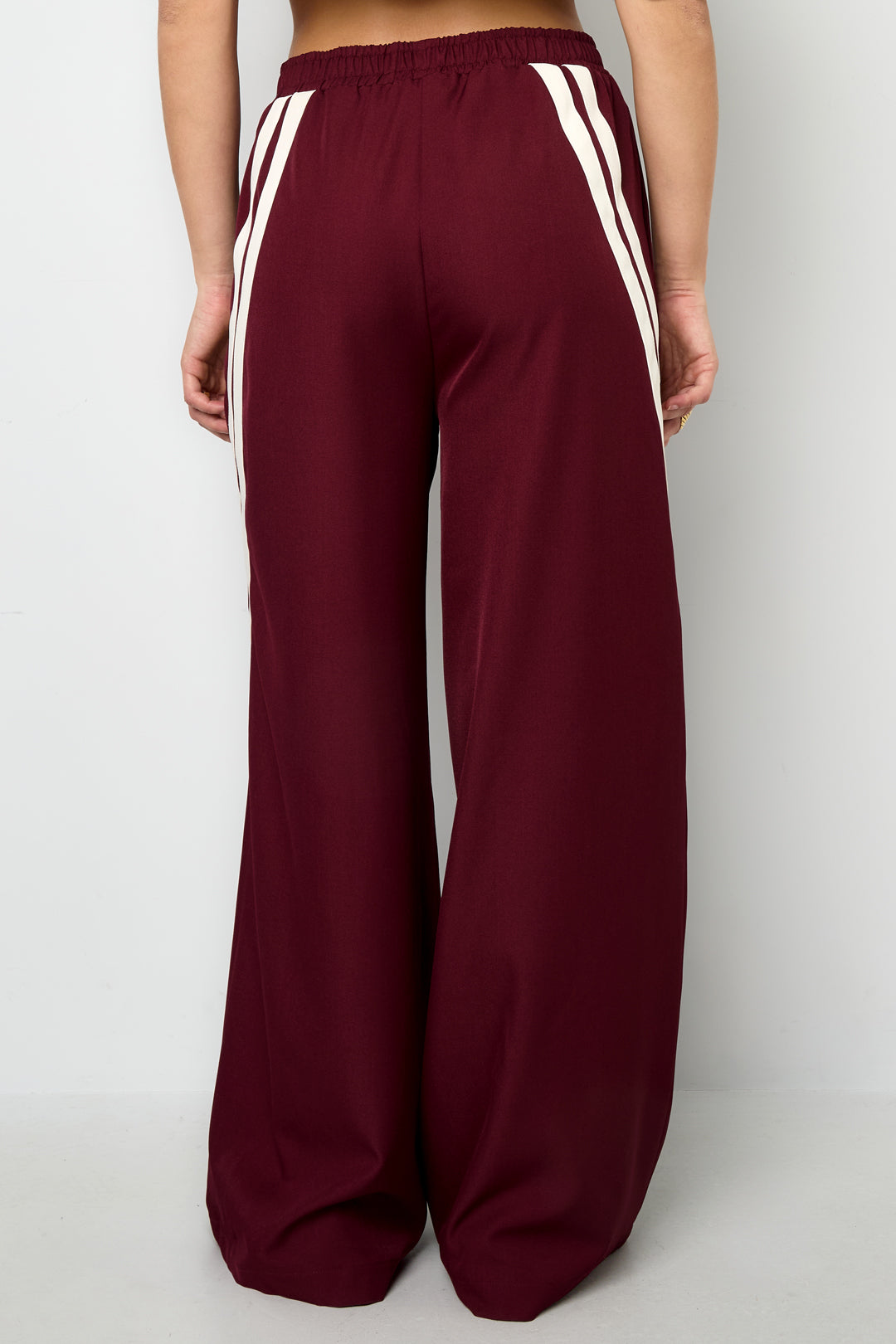 Dames sportieve gestreepte broek van polyester – productfoto 7