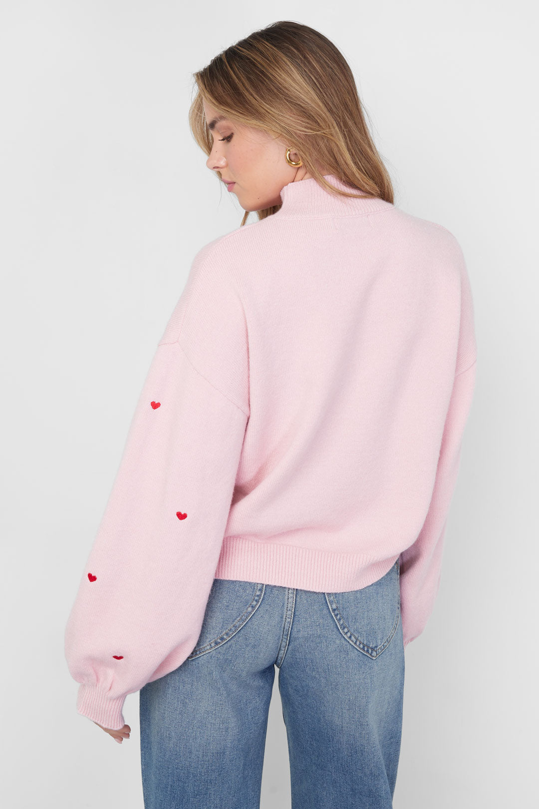 Dames gebreide trui van acryl met hartjes – productfoto 7