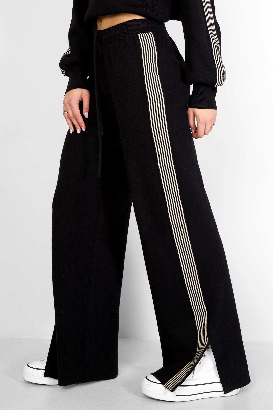Dames gebreide broek met kleurcontrast – productfoto 9