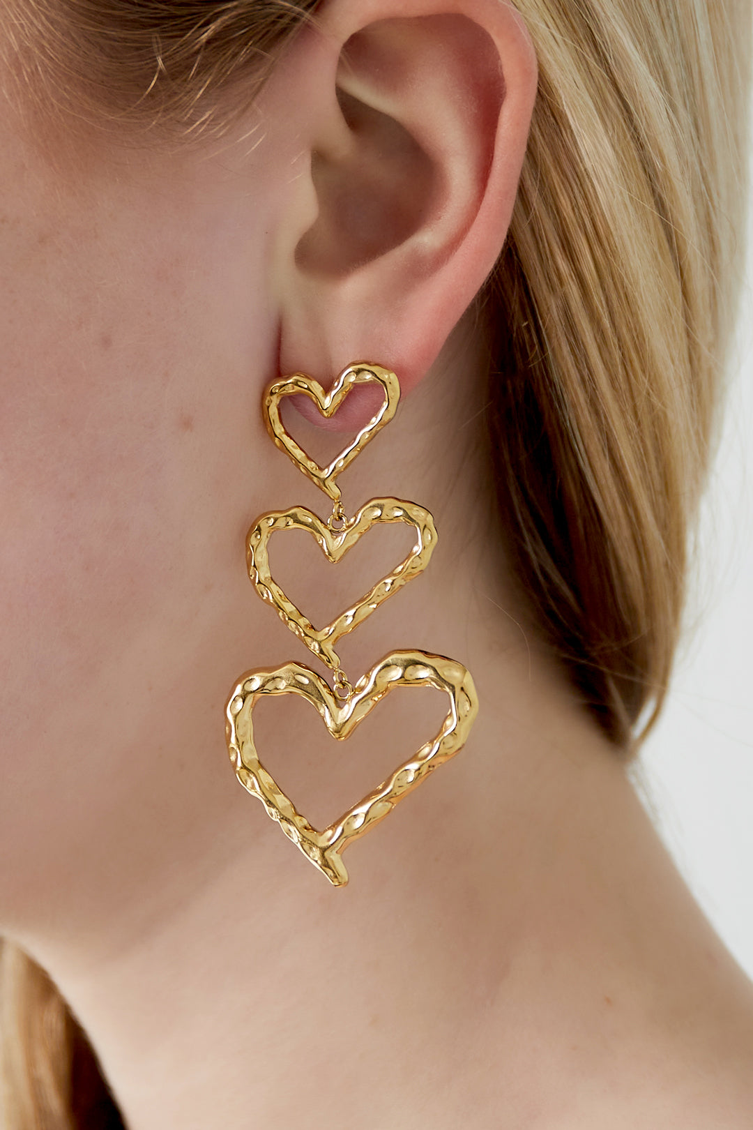 Boucles d'oreilles pendantes en acier inoxydable en forme de cœur pour femme – doré – photo 2