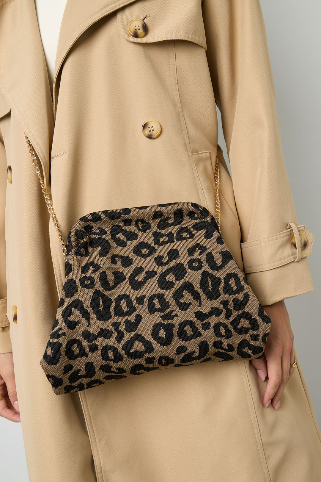 Women's 100% Polyester Leopard Print Open Top Crossbody Bag - Multiple Colours – image 2