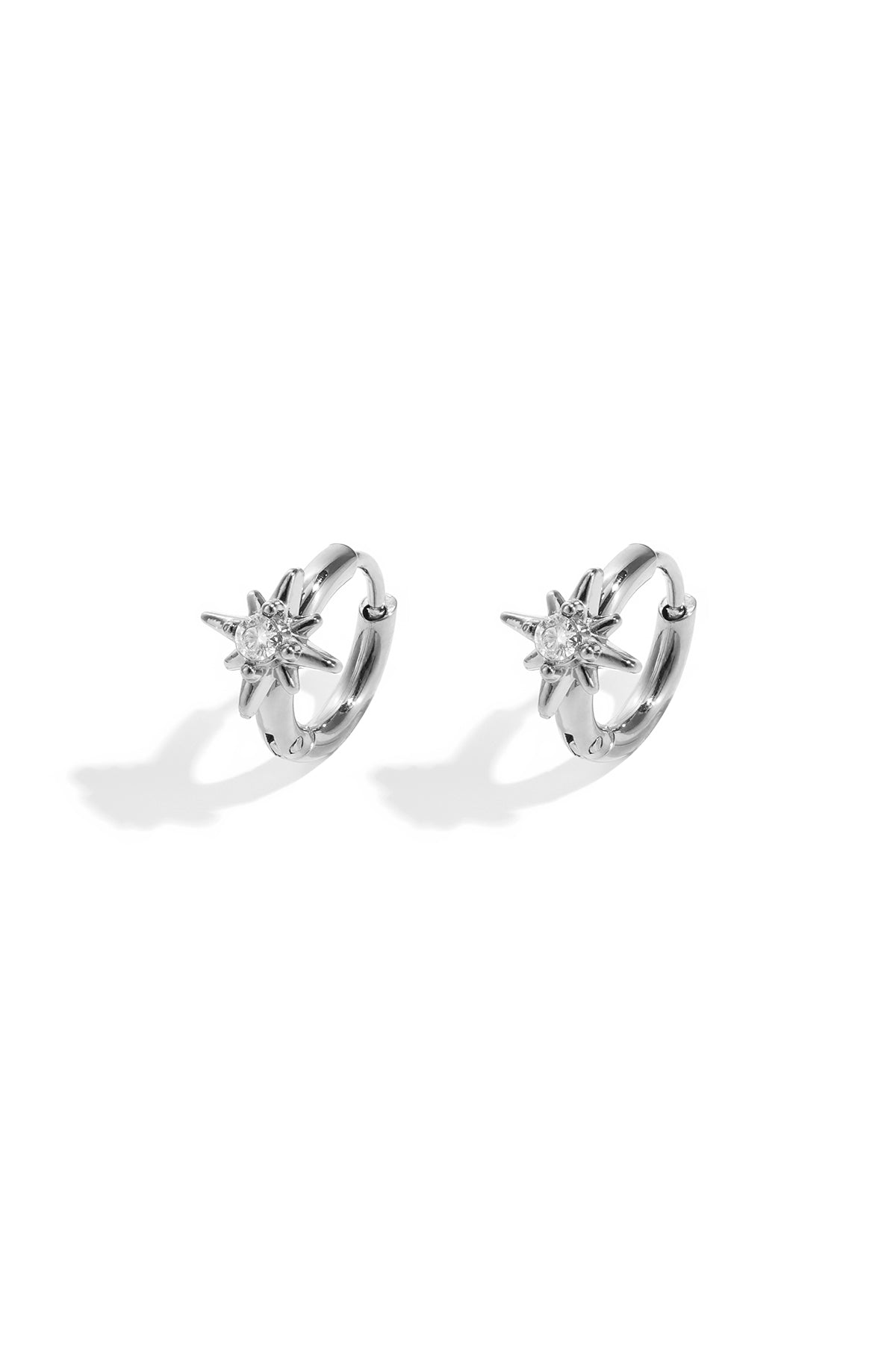 Boucles d'oreilles créoles pour femme en acier inoxydable motif étoile – couleur or