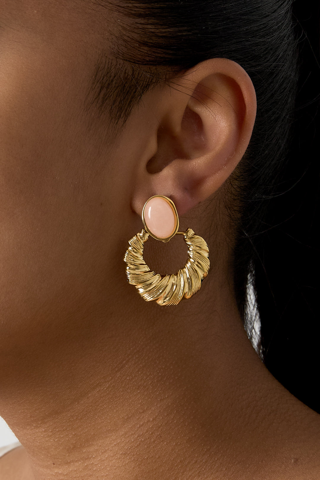 Women's Stainless Steel Drop Earrings with Organic Shape – Beige – image 2