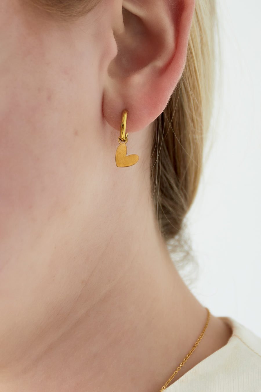 Boucles d'oreilles pendantes en acier inoxydable en forme de cœur pour femme – doré