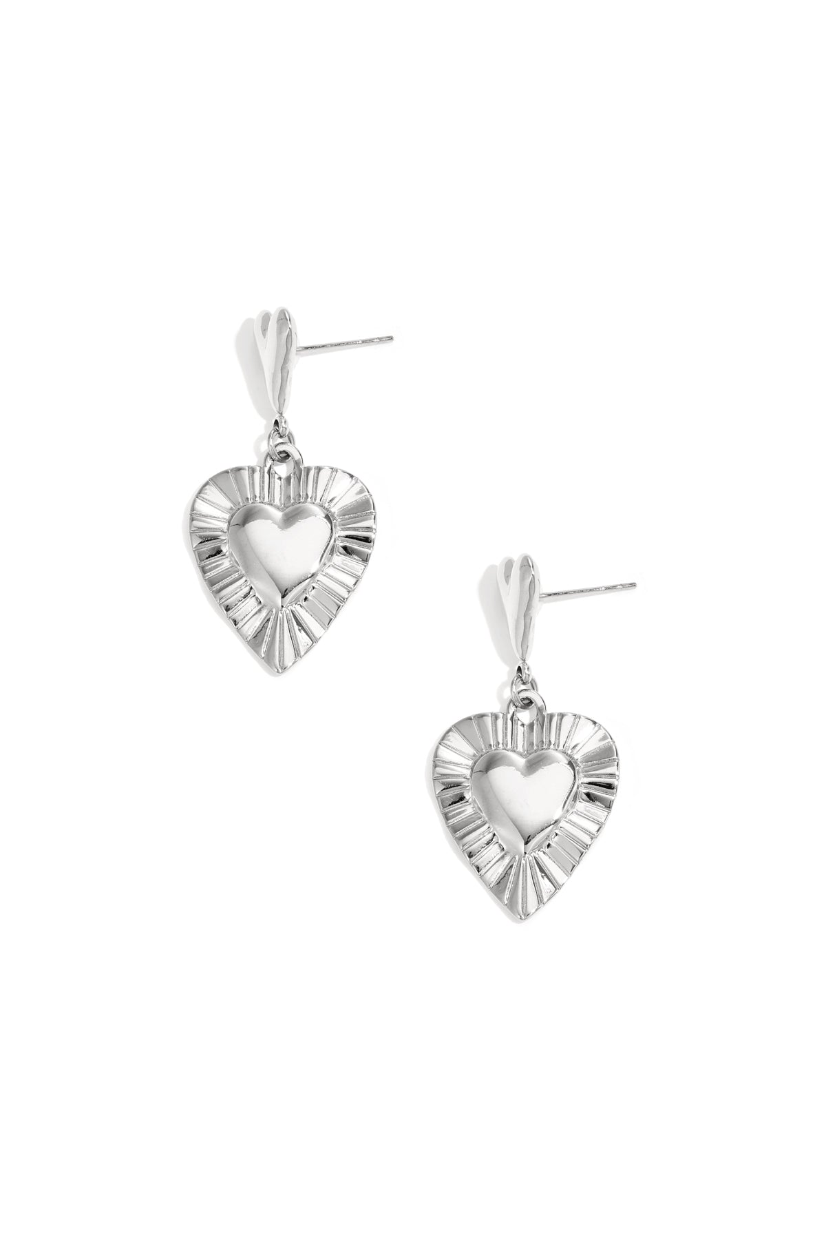Boucles d'oreilles pendantes pour femmes en acier inoxydable en forme de cœur – couleur or