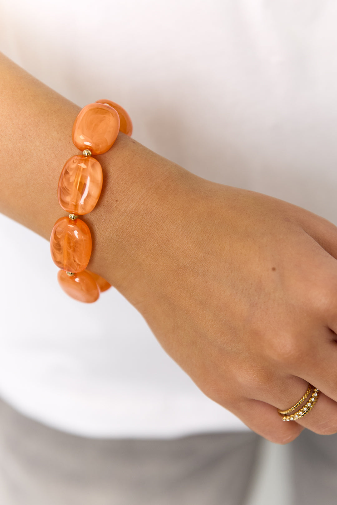 Women's Acrylic Bead Bracelet - Multi-Color - Casual – image 3