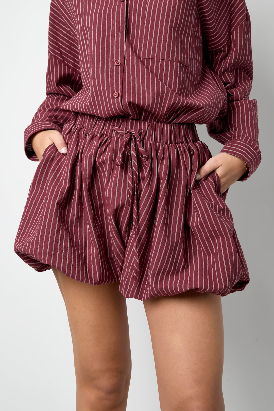Dames casual gestreepte shorts van geweven katoen – productfoto 11